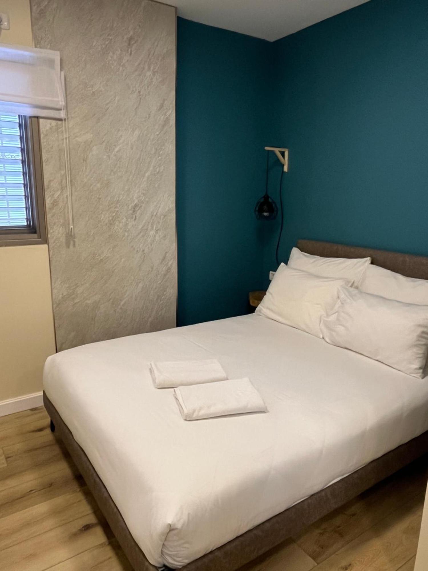 Domus Bat Galim Hotel Хайфа Экстерьер фото